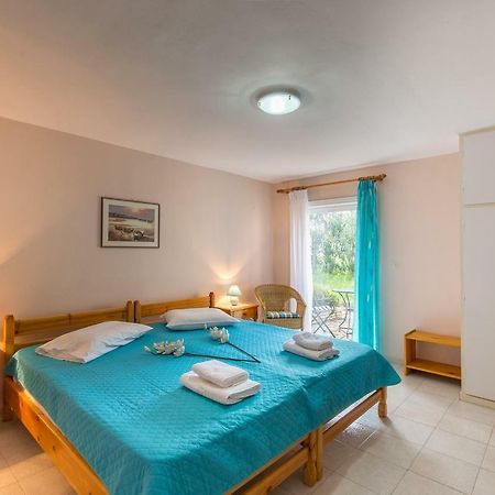 Ormos Drepanou Apartments ลิเกีย ภายนอก รูปภาพ