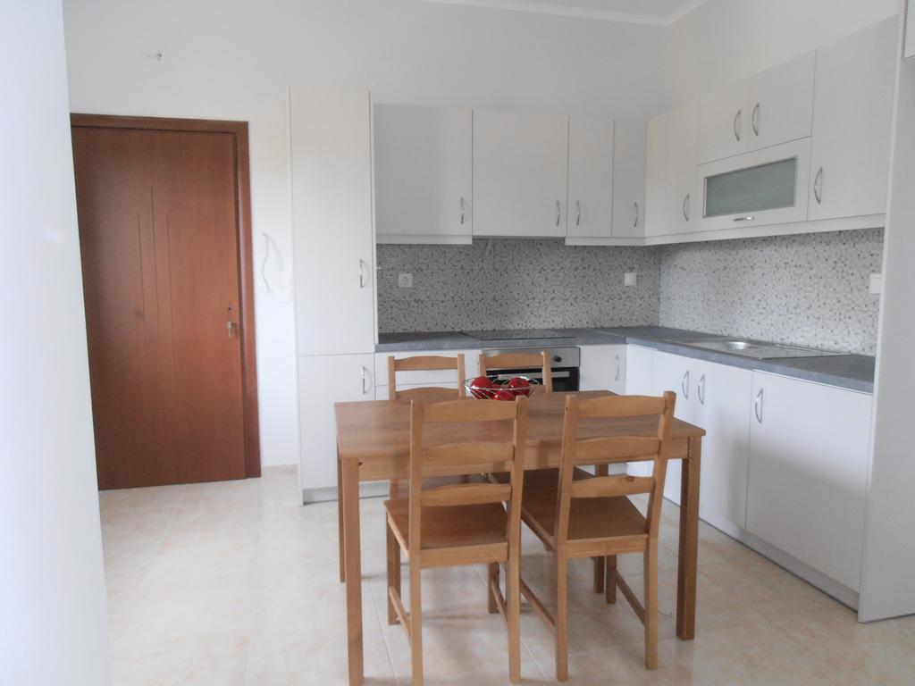 Ormos Drepanou Apartments ลิเกีย ภายนอก รูปภาพ