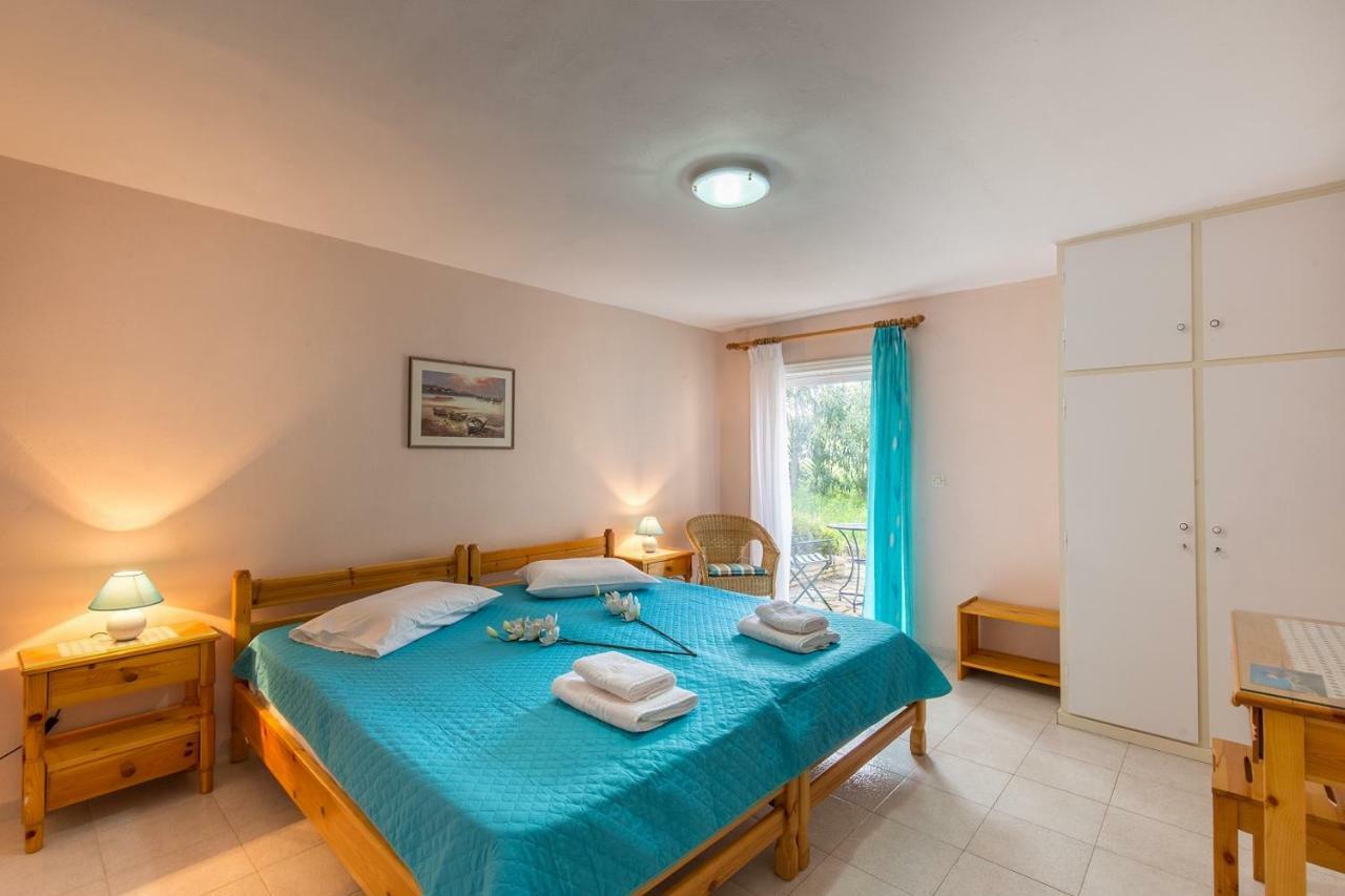 Ormos Drepanou Apartments ลิเกีย ภายนอก รูปภาพ