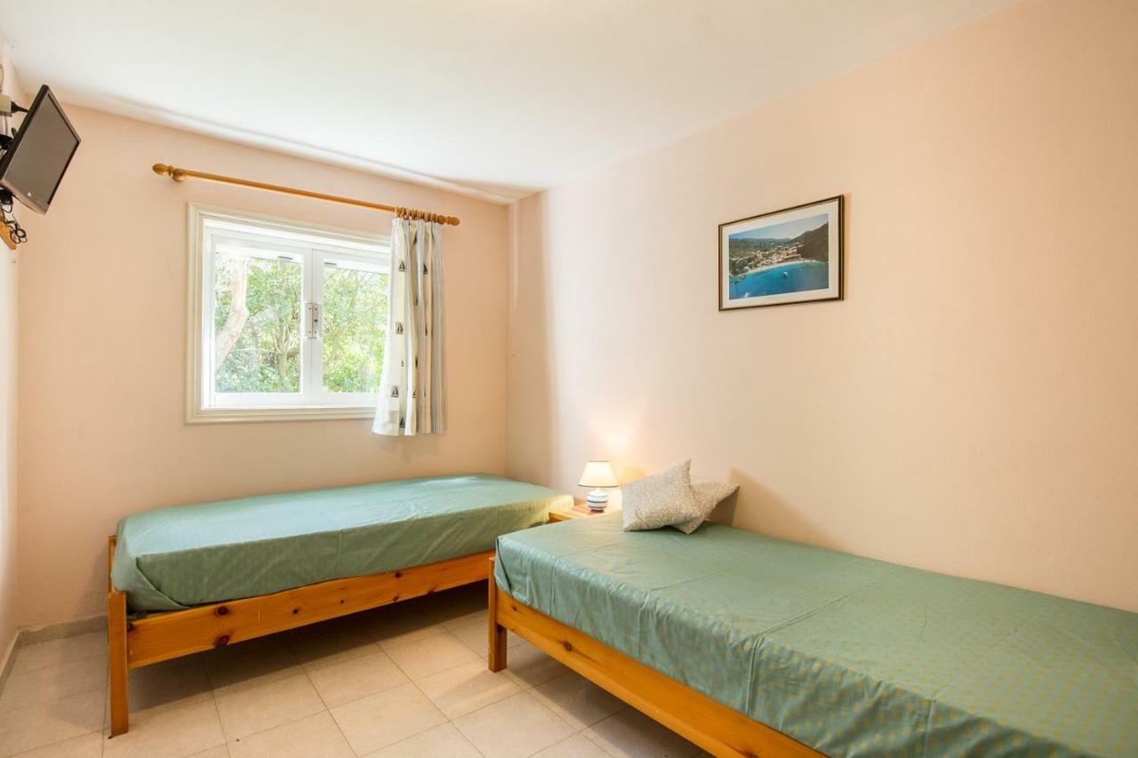 Ormos Drepanou Apartments ลิเกีย ภายนอก รูปภาพ
