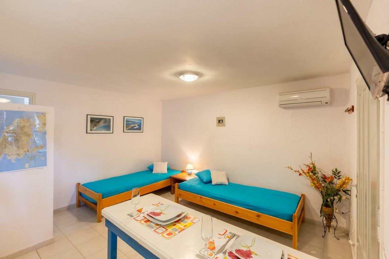 Ormos Drepanou Apartments ลิเกีย ภายนอก รูปภาพ
